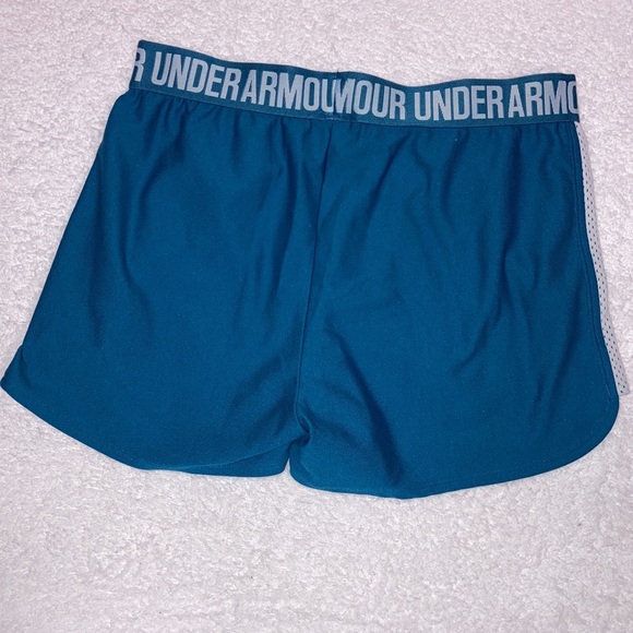 Underarmour loose fit heatgear mesh side shorts medium - Picture 3 of 7